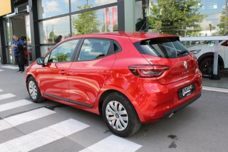 Renault Clio 1.0 tCe CVT 