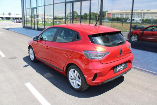 Renault Clio 1.6 E-tech Hybrid 