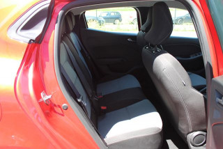 Renault Clio 1.6 E-tech Hybrid 