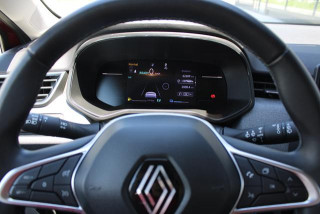 Renault Clio 1.6 E-tech Hybrid 