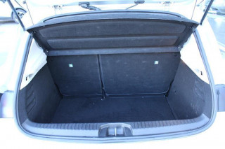 Renault Clio 1.0 tCe Limited CVT 