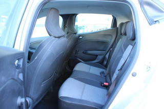 Renault Clio 1.0 tCe Limited CVT 