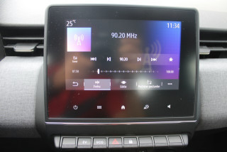 Renault Clio 1.6 E-tech Hybrid 