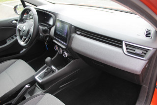 Renault Clio 1.6 E-tech Hybrid 