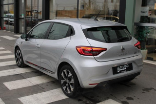 Renault Clio 1.0 tCe Limited CVT 
