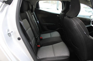 Renault Clio 1.0 tCe Limited CVT 