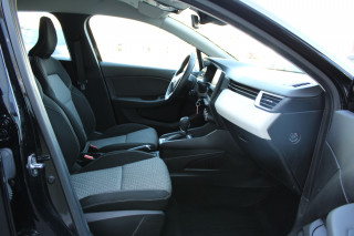 Renault Clio 1.0 tCe Limited CVT 