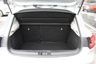 Renault Clio 1.0 tCe Limited CVT 