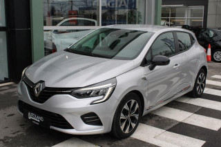Renault Clio 1.0 tCe Limited CVT 
