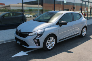 Renault Clio 1.6 E-Tech Hybrid 