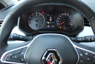Renault Clio 1.0 sCe Limited 