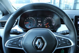 Renault Clio 1.0 tCe Limited CVT 