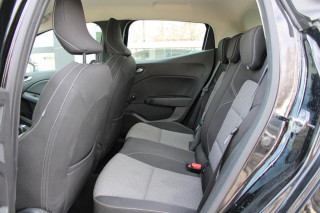 Renault Clio 1.0 tCe Limited CVT 