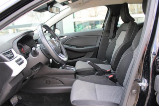 Renault Clio 1.0 tCe Limited CVT 