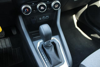 Renault Clio 1.6 E-tech Hybrid 