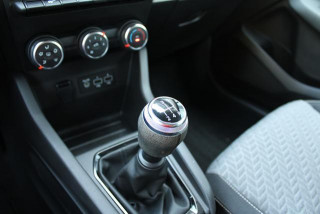 Renault Clio 1.0 sCe Limited 