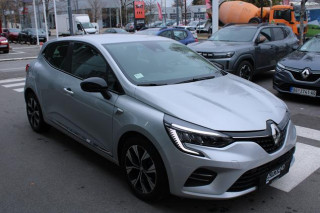 Renault Clio 1.0 tCe Limited CVT 