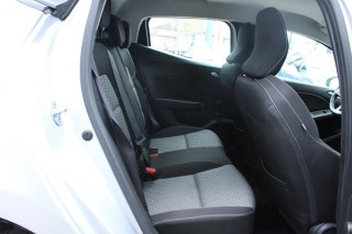 Renault Clio 1.0 tCe Limited CVT 