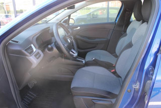 Renault Clio 1.6 E-tech Hybrid 