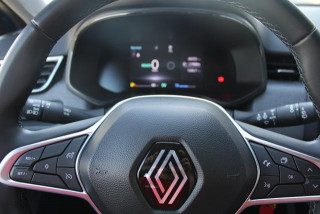 Renault Clio 1.6 E-tech Hybrid 