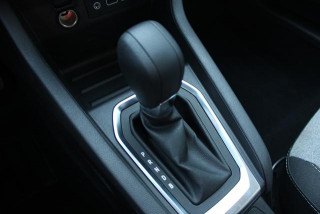 Renault Clio 1.6 E-tech Hybrid 