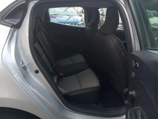 Renault Clio 1.0 tCe Limited CVT
