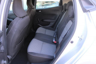 Renault Clio 1.0 tCe Limited CVT 