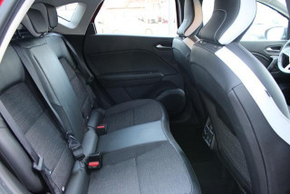 Renault Captur 1.3 tCe DCT Hybrid Intens 