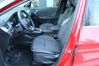 Renault Captur 1.3 tCe DCT Hybrid Intens 