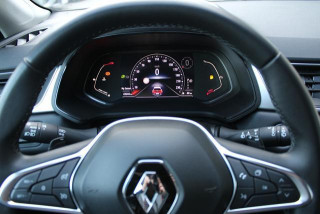 Renault Captur 1.3 tCe DCT Hybrid Intens 