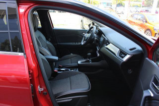 Renault Captur 1.3 tCe DCT Intens 