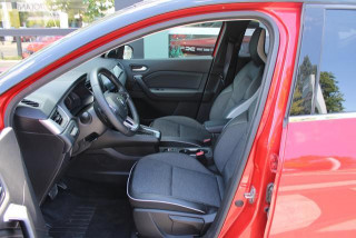 Renault Captur 1.3 tCe DCT Intens 