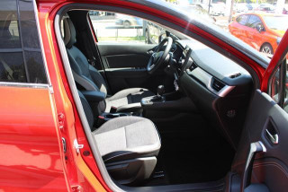 Renault Captur 1.3 tCe DCT Intens 