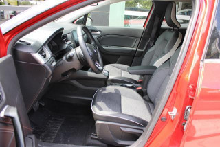 Renault Captur 1.3 tCe INTENS CVT 
