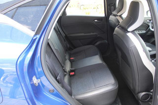 Renault Captur 1.3 tCe Intens EDC 