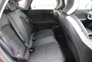 Renault Captur 1.3 tCe Hyb. DCT In. 