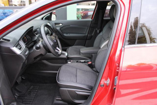 Renault Captur 1.3 tCe DCT Intens 