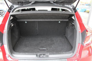 Renault Captur 1.3 tCe DCT Intens 