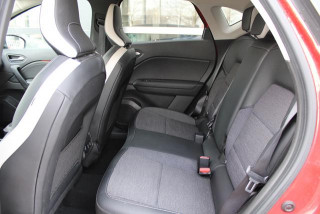 Renault Captur 1.3 tCe Hyb. DCT In. 