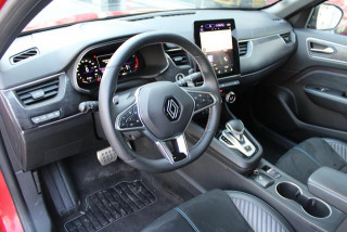 Renault Megane Conquest 1.3 tCe Hybrid EDC 