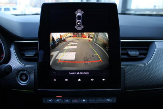 Renault Megane Conquest 1.3 tCe Hybrid EDC 