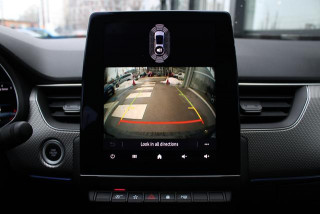 Renault Megane Conquest 1.3 tCe Hybrid EDC 