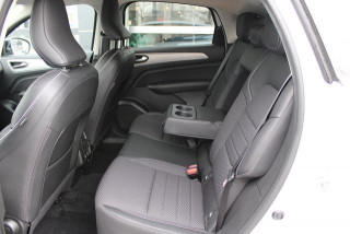 Renault Megane Conquest 1.3 tCe Hybrid EDC 