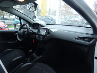 Peugeot 208 1.6 HDI N1 