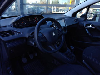 Peugeot 208 1.2 Active 