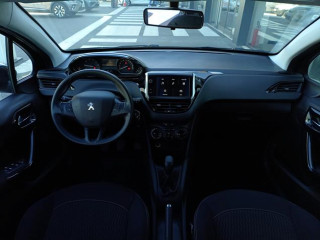 Peugeot 208 1.2 Active 