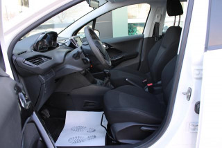 Peugeot 208 1.2 Van 