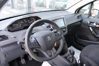 Peugeot 208 1.2 Van 