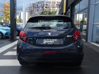 Peugeot 208 1.2 Active AUT 