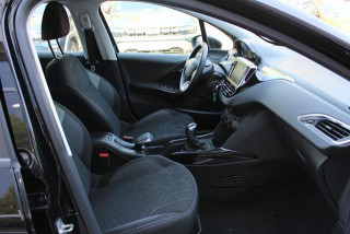 Peugeot 2008 1.2 PURETECH ACTIVE 